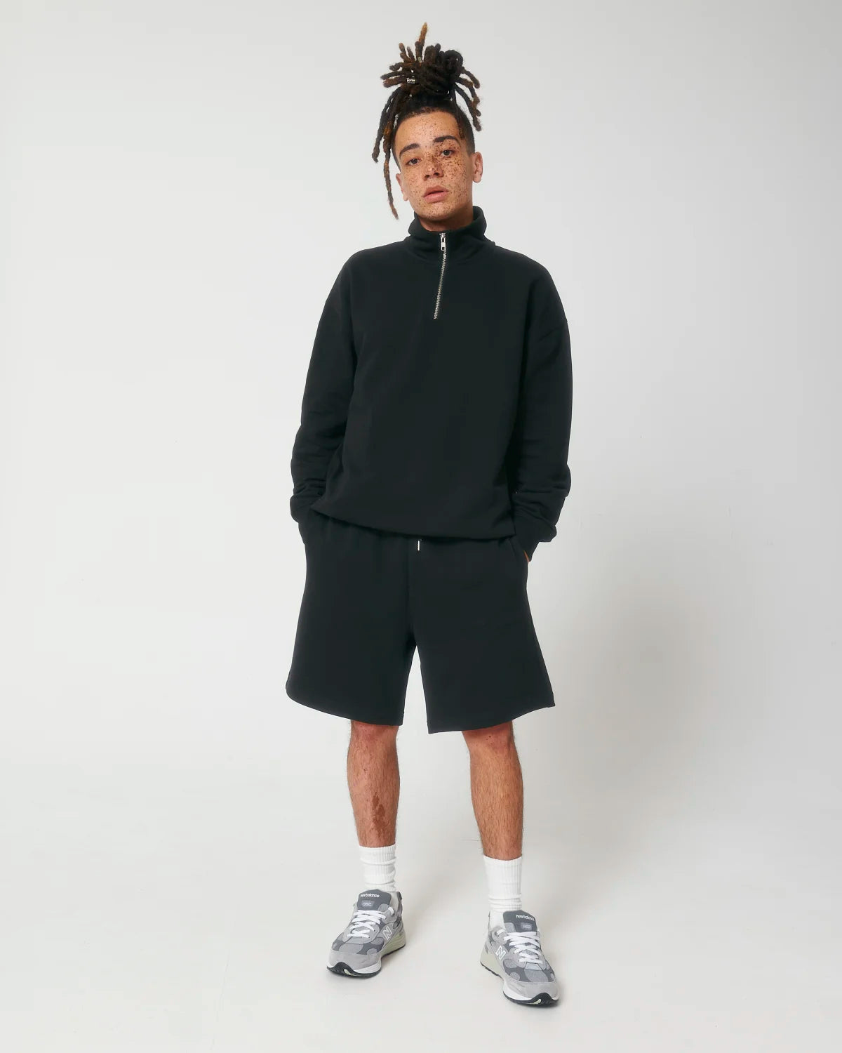 Active Quarter-Zip - Black - Men - front
