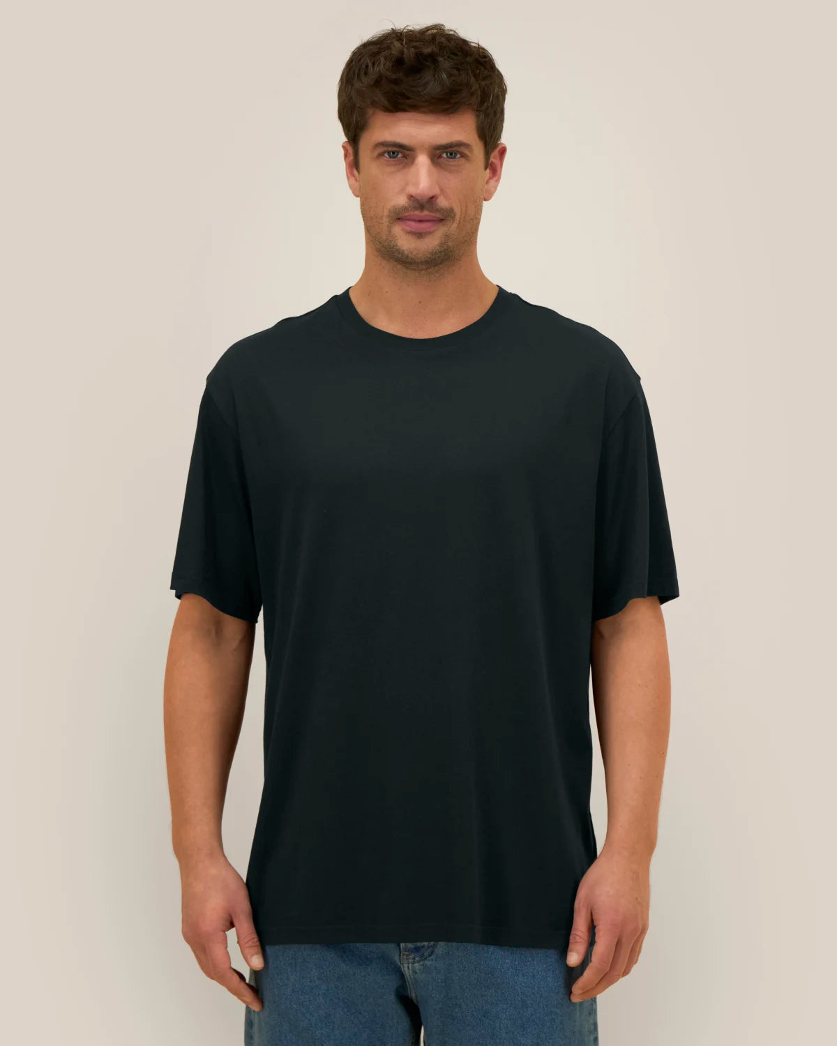 Easy Tee - Black - Men - front